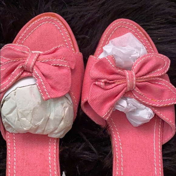 Avon pink denim bow slide - Picture 2 of 6